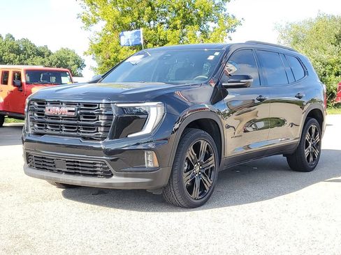 Used 2024 GMC Acadia Elevation w/ Black Edition FWD image 2