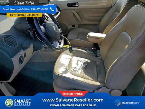 Used 2010 Volkswagen Beetle Convertible image 9