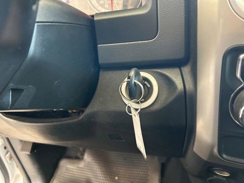 Used 2019 RAM 1500 Big Horn image 42