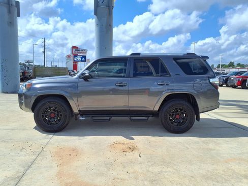 Certified 2023 Toyota 4Runner SR5 Premium w/ Moonroof Package RWD image 9