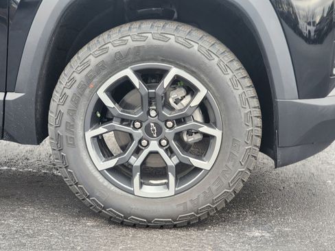 New 2026 Chevrolet Equinox ACTIV image 6