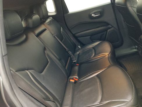 Used 2021 Jeep Compass Latitude AWD/4WD image 19