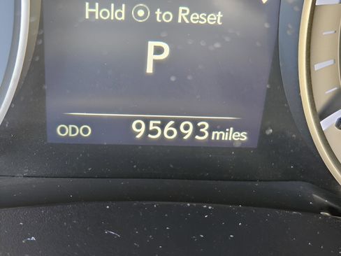 Used 2017 Lexus ES 350 w/ Luxury Package image 32