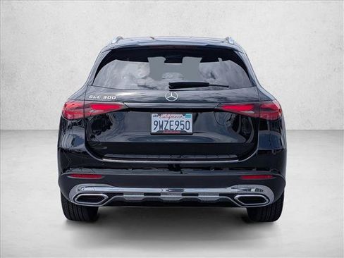Certified 2026 Mercedes-Benz GLC 300 image 7