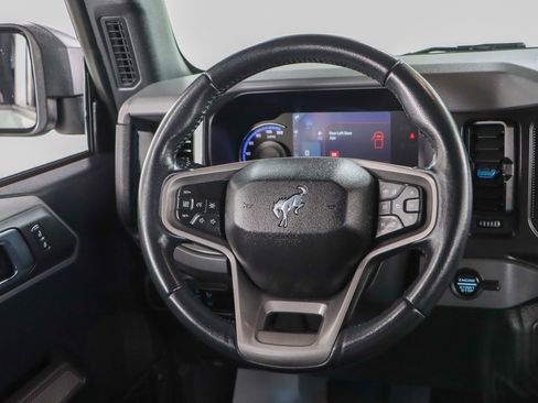 Used 2023 Ford Bronco Black Diamond AWD/4WD image 12