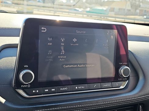 Used 2021 Nissan Rogue SV image 26