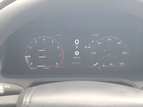 Used 2025 Toyota Tacoma TRD Sport image 36