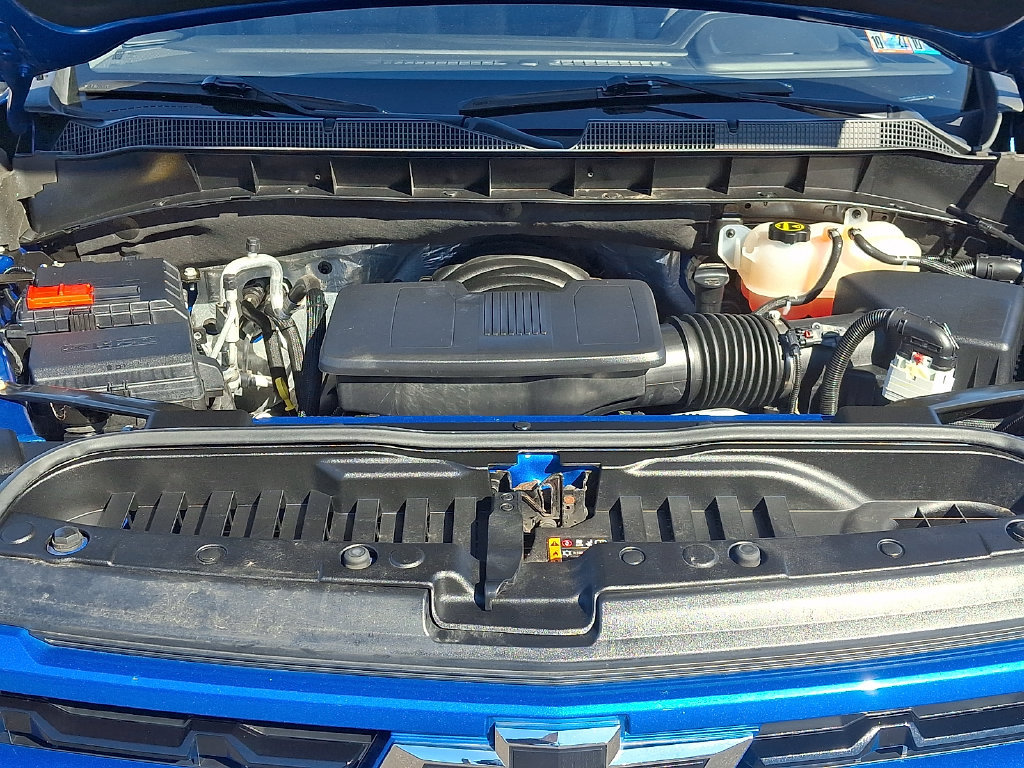 Used 2024 Chevrolet Silverado 1500 RST AWD/4WD image 31