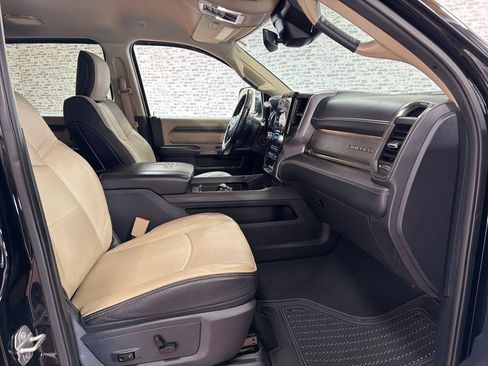 Used 2019 RAM 2500 Limited AWD/4WD image 11