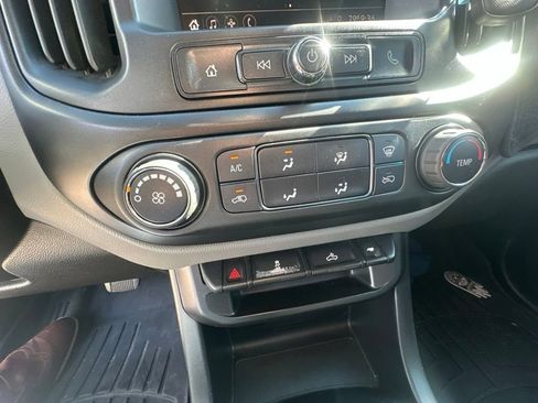 Used 2021 Chevrolet Colorado W/T w/ Custom Special Edition RWD image 15