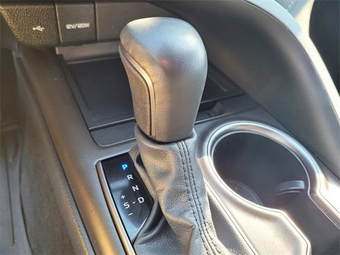 Used 2024 Toyota Camry SE image 20