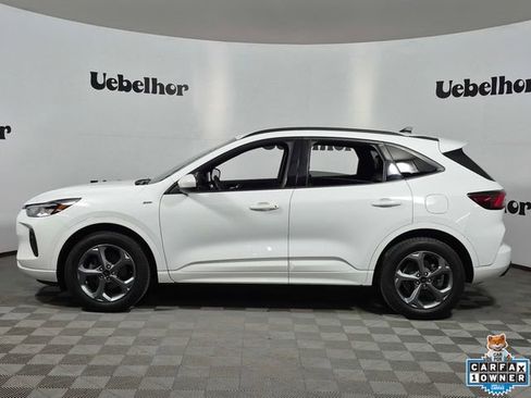 Used 2023 Ford Escape ST-Line Select AWD/4WD image 4