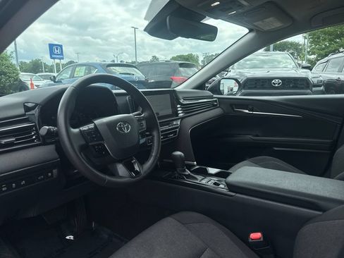 Used 2025 Toyota Camry LE w/ Convenience Package AWD/4WD image 13