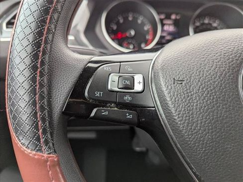 Used 2019 Volkswagen Tiguan S FWD image 13