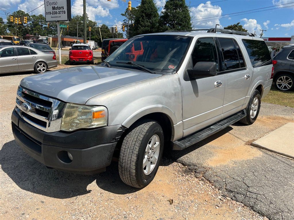 Used 2010 Ford Expedition EL XLT RWD image 3