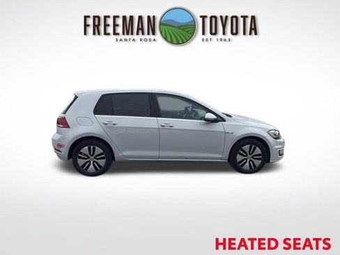 Used 2017 Volkswagen e-Golf SEL Premium FWD image 4
