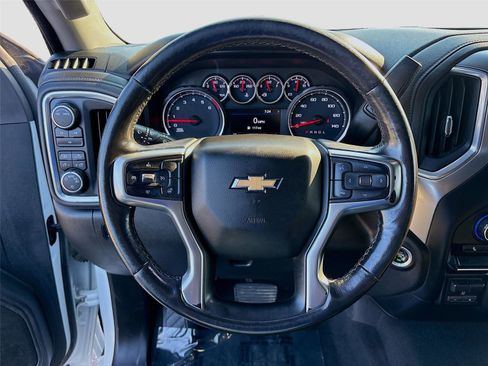 Used 2021 Chevrolet Silverado 2500 LT w/ Convenience Package image 11