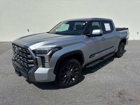 Used 2023 Toyota Tundra Platinum AWD/4WD image 1