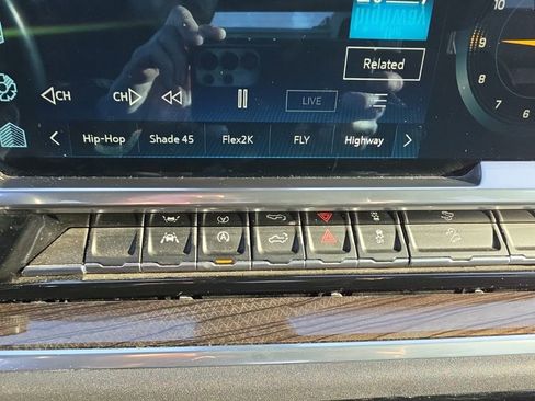 Used 2022 Chevrolet Silverado 1500 LT Trail Boss image 18