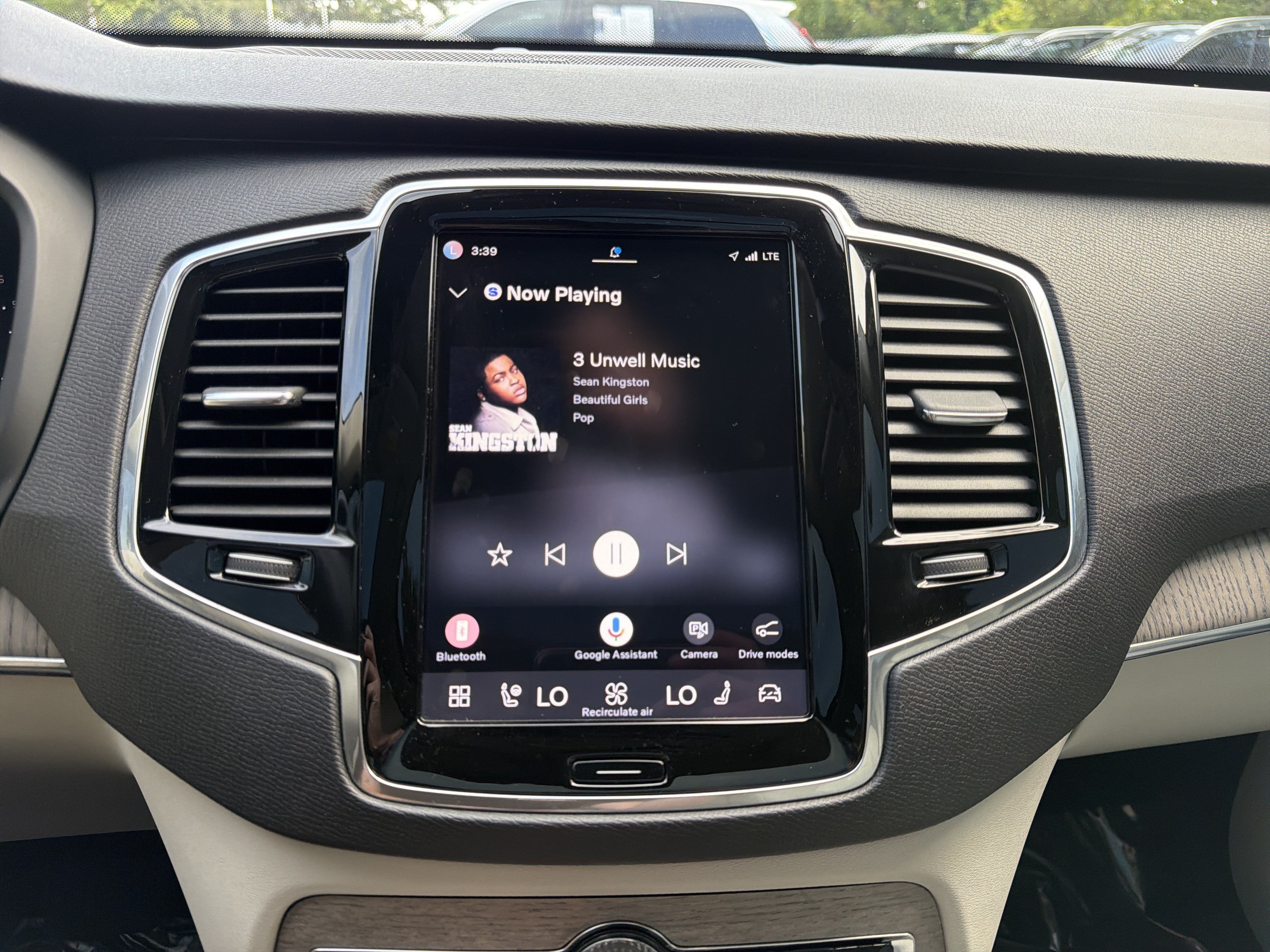 Certified 2023 Volvo XC90 B6 Plus w/ Protection Package Premier AWD/4WD image 23