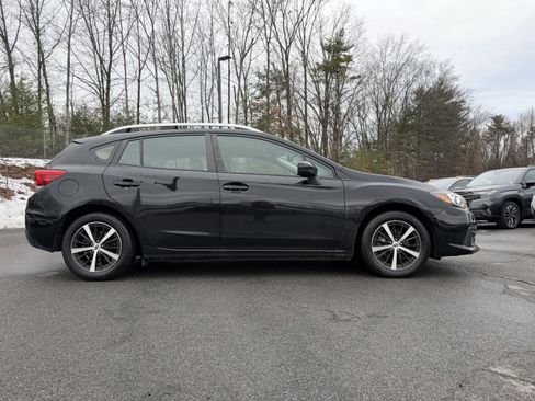Used 2023 Subaru Impreza Premium image 10