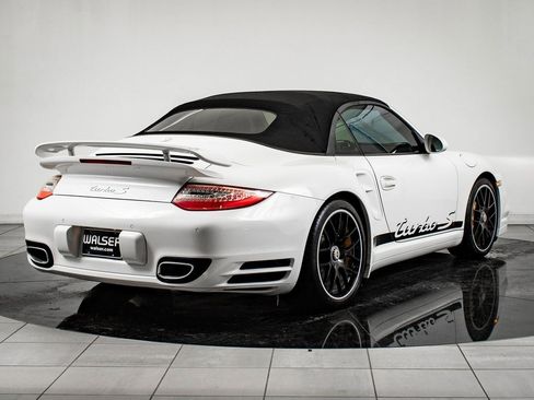 Used 2011 Porsche 911 Turbo S image 8