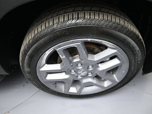 Used 2023 Honda Passport EX-L image 13