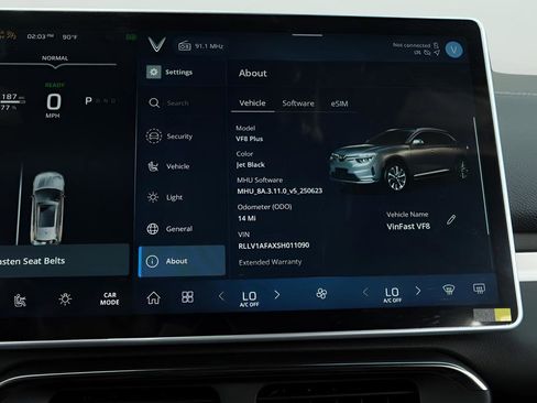 New 2025 VinFast VF 8 Plus AWD/4WD image 15
