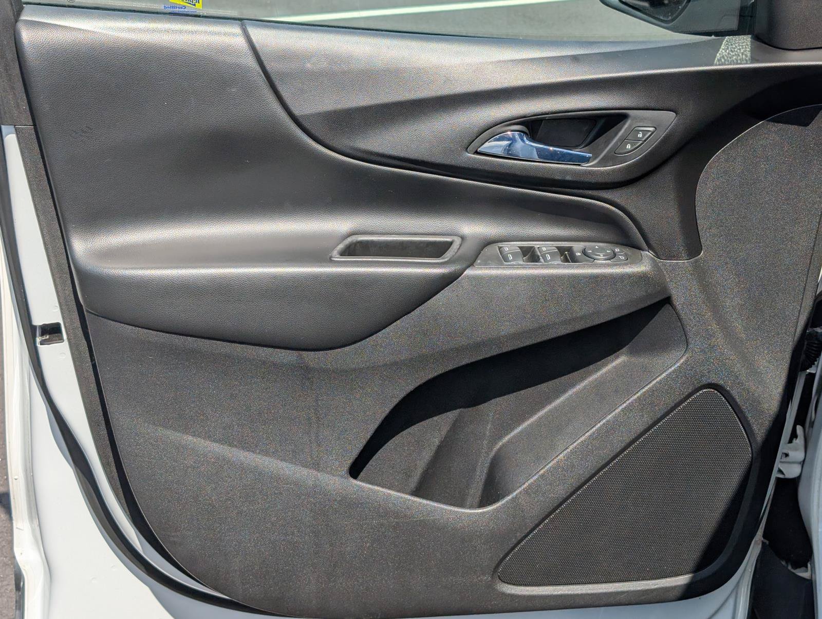 Used 2020 Chevrolet Equinox LT FWD image 13