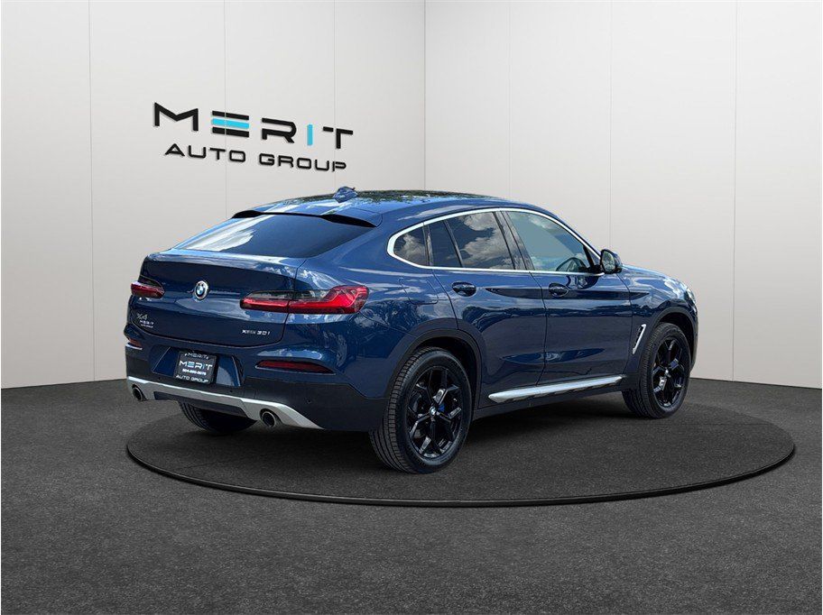Used 2021 BMW X4 xDrive30i w/ Premium Package AWD/4WD image 9