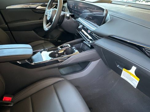 New 2025 Buick Envision Preferred AWD/4WD image 16