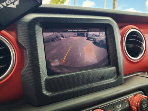 Used 2020 Jeep Wrangler Rubicon image 19