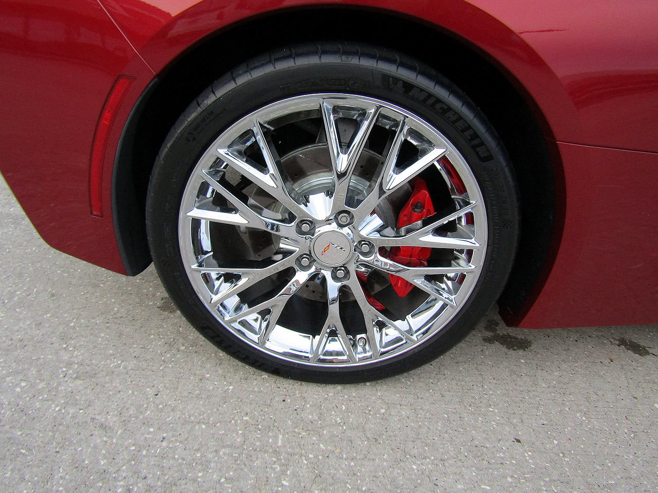 Used 2015 Chevrolet Corvette Stingray Coupe w/ 2LT Preferred Equipment Group RWD image 23