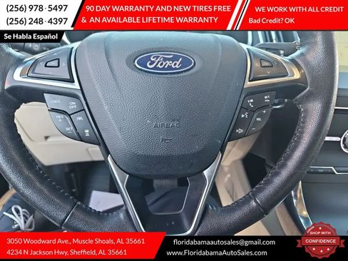 Used 2019 Ford Edge Titanium image 15