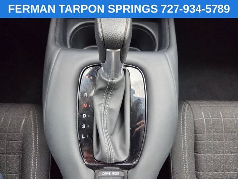 Used 2023 Honda HR-V LX image 28