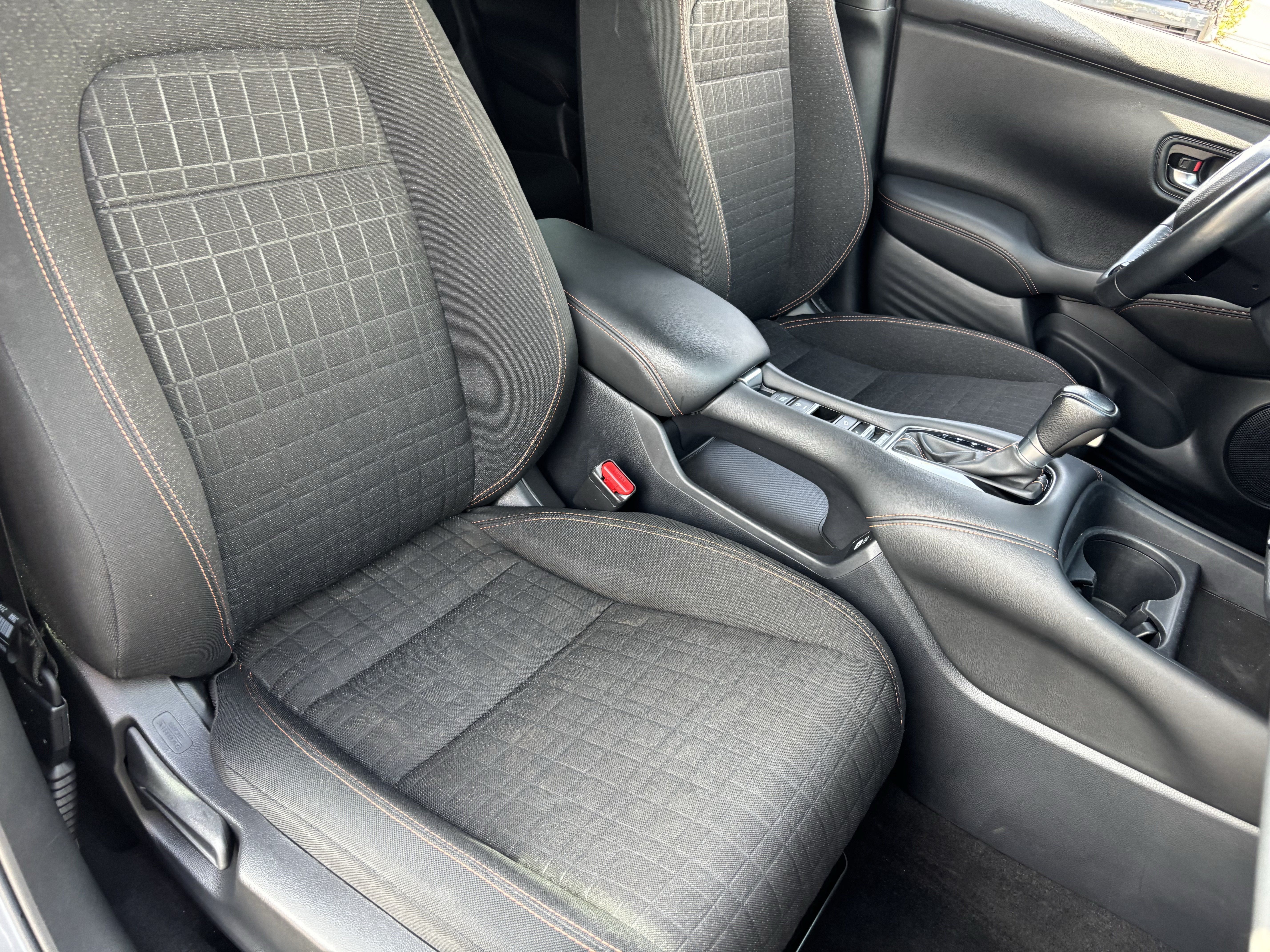 Used 2023 Honda HR-V Sport image 9