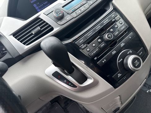 Used 2012 Honda Odyssey EX-L image 24