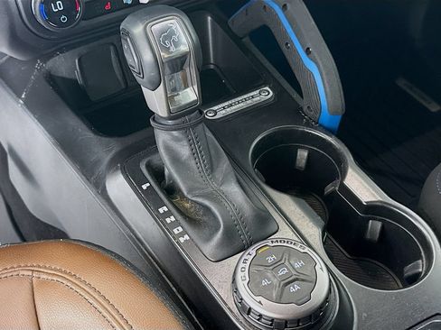 Used 2023 Ford Bronco Outer Banks AWD/4WD image 18