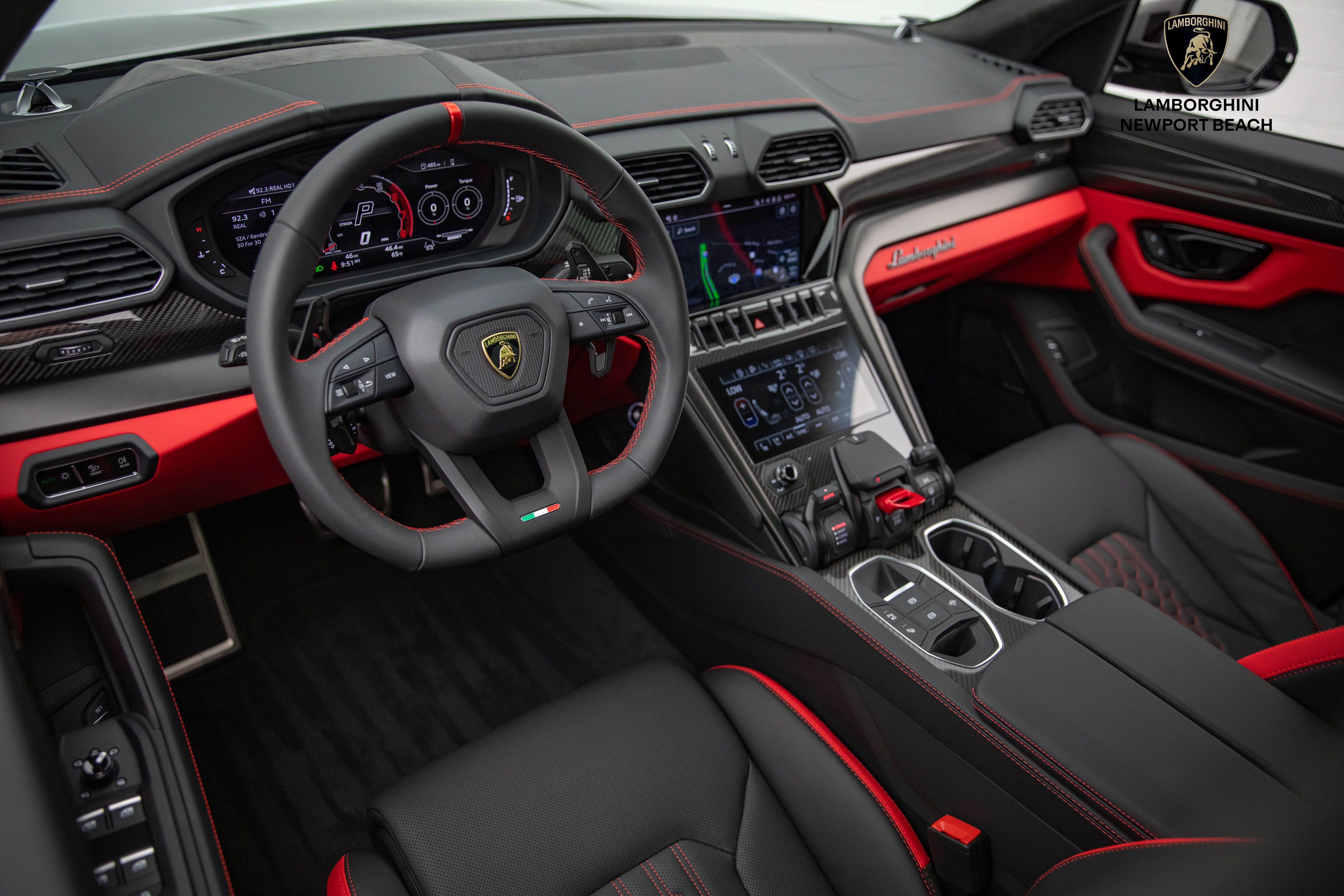 Used 2024 Lamborghini Urus S AWD/4WD image 7