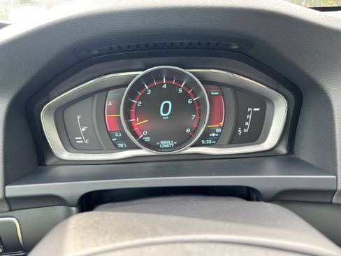 Used 2014 Volvo S60 T5 AWD/4WD image 23