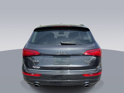 Used 2016 Audi Q5 2.0T Premium Plus w/ Technology Package AWD/4WD image 2