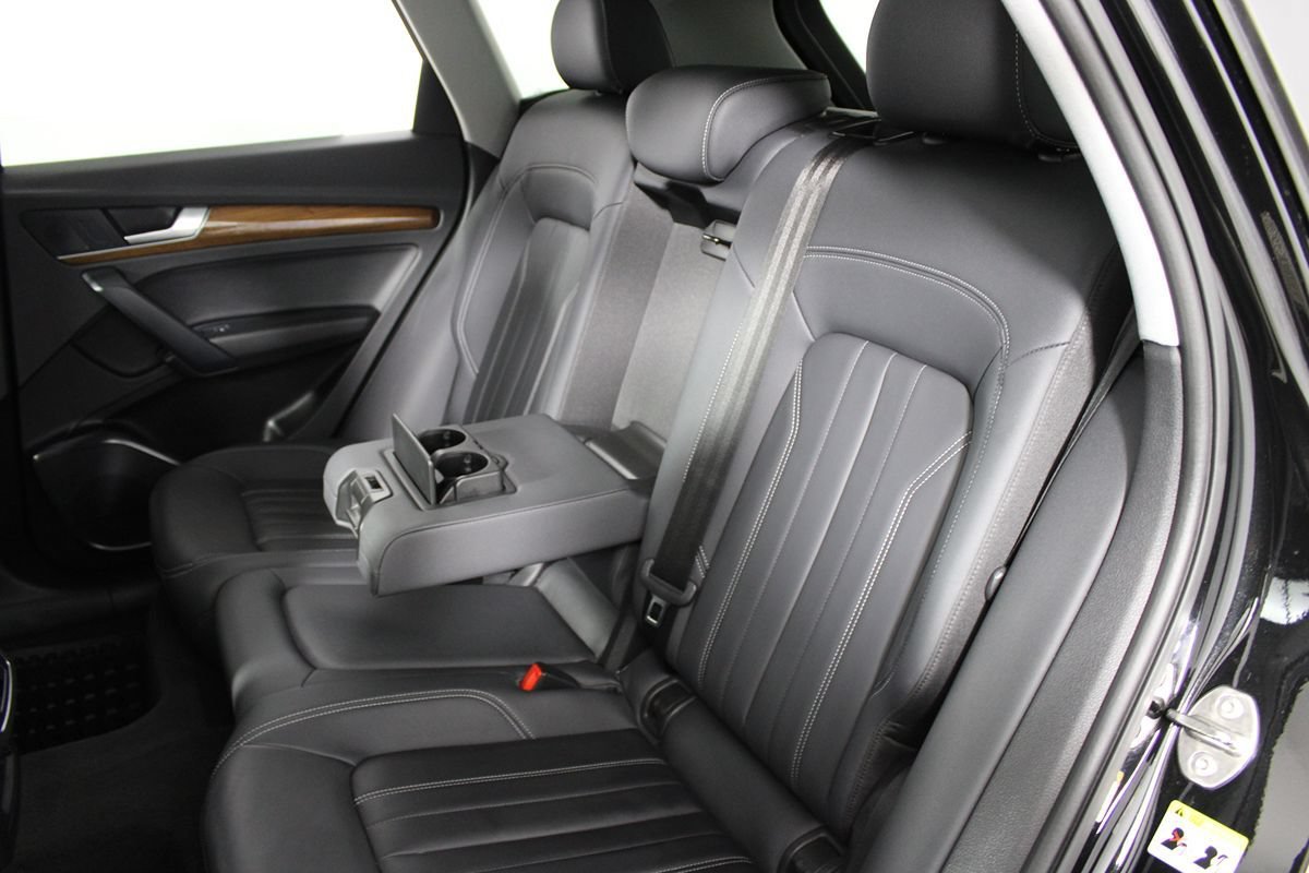 Used 2023 Audi Q5 2.0T Premium AWD/4WD image 30