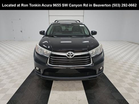 Used 2016 Toyota Highlander XLE image 4