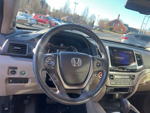 Certified 2017 Honda Pilot EX-L image 16