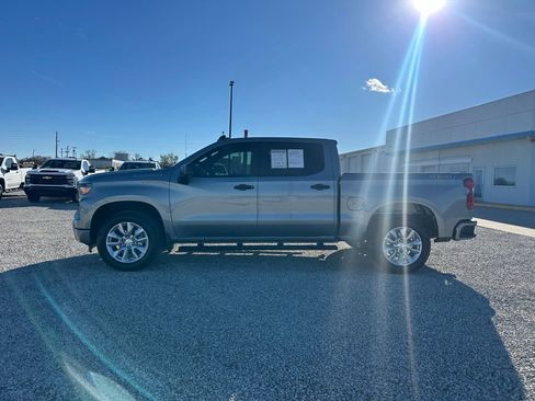 Used 2023 Chevrolet Silverado 1500 Custom image 7