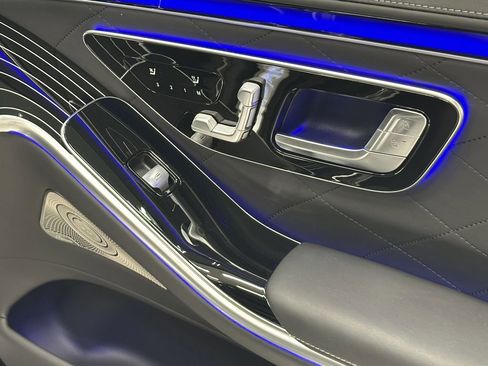 Certified 2024 Mercedes-Benz S 580 4MATIC Sedan image 17