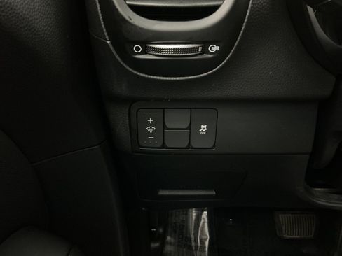 Used 2019 Kia Soul FWD image 39