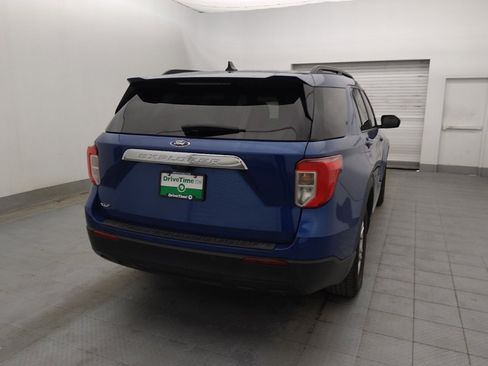 Used 2021 Ford Explorer XLT image 9