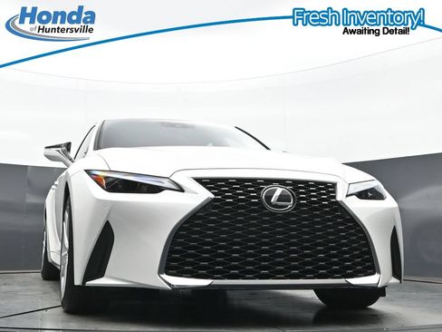 Used 2023 Lexus IS 300 w/ Comfort Package RWD image 30