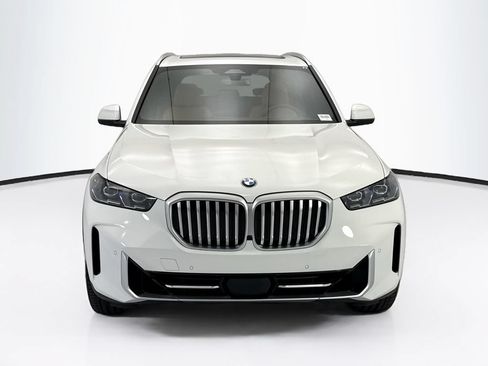 Certified 2026 BMW X5 sDrive40i w/ Climate Comfort Package RWD image 2